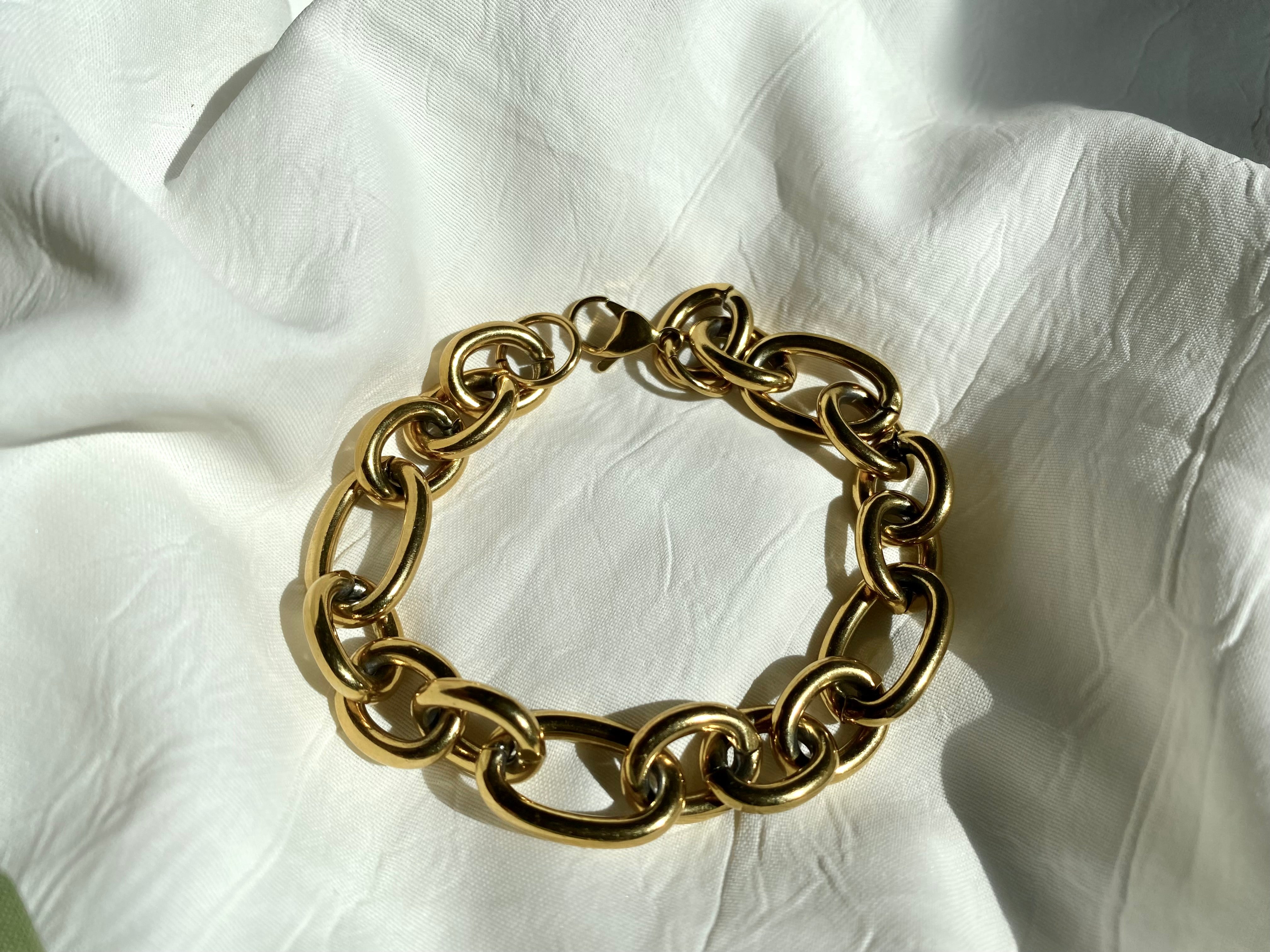 Gold Sydney Bracelet